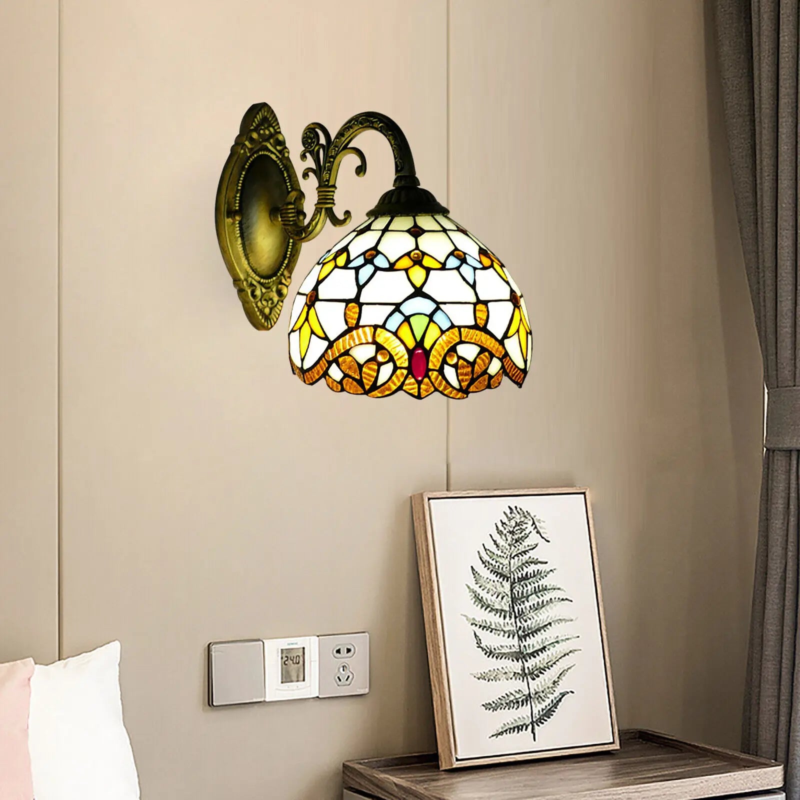 Elegant Stained Glass Wall Light